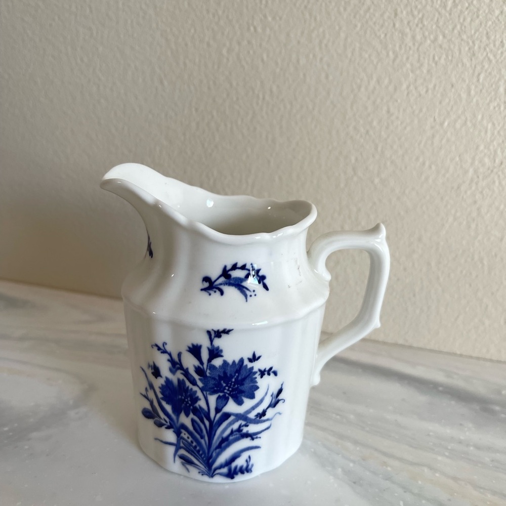 Vintage Royal Crown Derby XXVII blue & white floral creamer pitcher Bone China